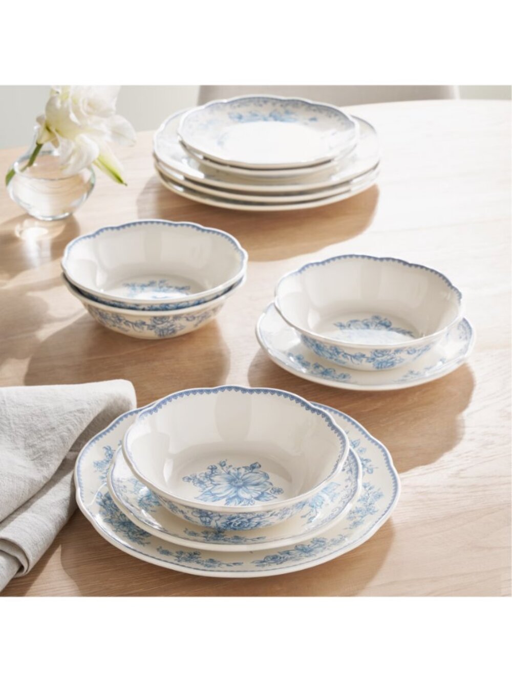 The Woman Pioneer Blue Floral Design Agatha 12-Piece Stoneware Dinnerware Set